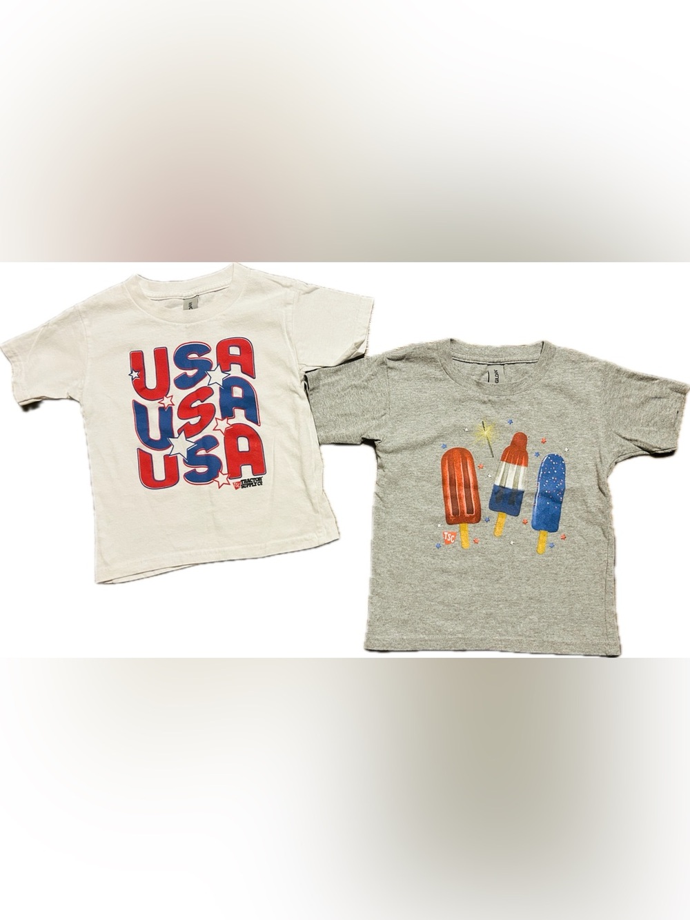Gildan Heavy Cotton Tractor Supply 4T Kids Patriotic USA T-Shirts